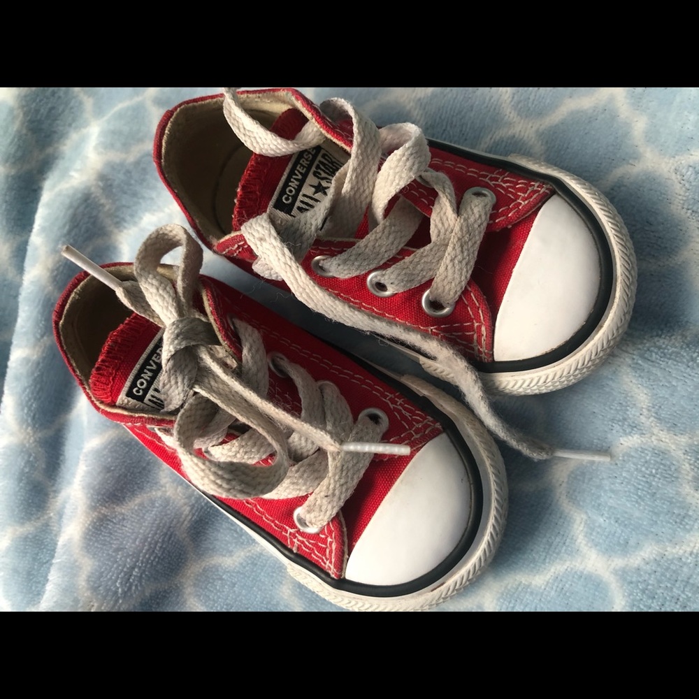 Red converse